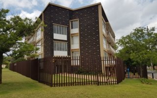 2 Bedroom Flat in Sunnyridge