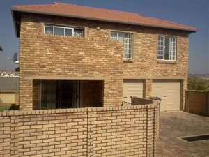 3 Bed House in Kosmosdal
