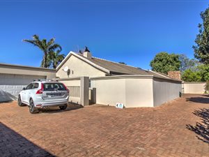 6 Bed House in Boksburg West