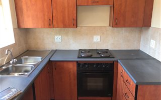 Studio apartment in Clubview