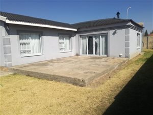 3 Bed House in Morelig