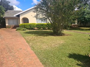 4 Bed House in Cleland