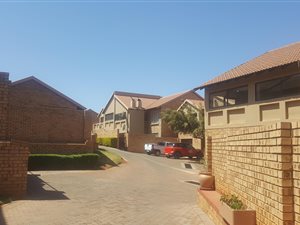 2 Bed Apartment in Faerie Glen