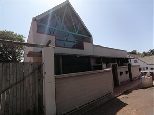8 Bed House in Manor Gardens
