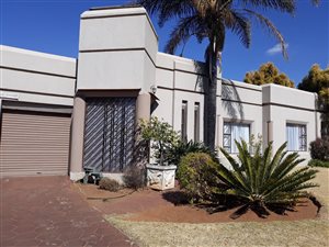 3 Bedroom House in Randpoort