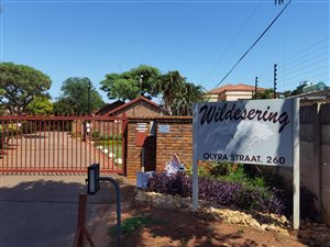 2 Bed Townhouse in Doornpoort and surrounds