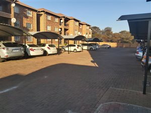 2 Bed Duplex in Karen Park