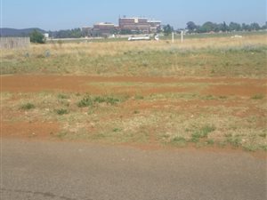 998 m² Land available in Noldick