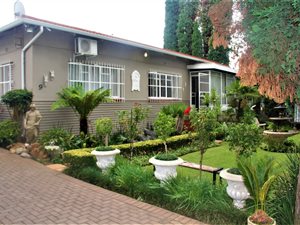 3 Bed House in Fishers Hill
