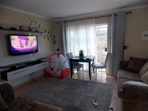 2 Bed Townhouse in Chantelle