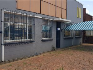 600 m² Industrial space in Robertsham
