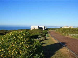 4092 m² Land available in Nautilus Bay