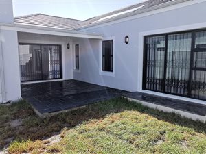 4 Bed House in Sunningdale