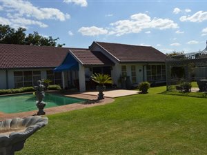 4 Bed House in Grimbeek Park