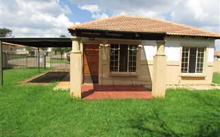 2 Bedroom House in Bronkhorstspruit