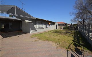 3 Bedroom House in Vanderbijlpark CE2
