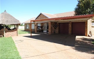 3 Bedroom House in Riversdale