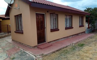 3 Bedroom House in Madiba Park
