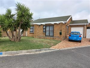 3 Bed Townhouse in Rouxville