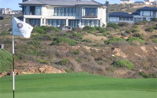 6 Bedroom House in Pinnacle Point Golf Estate