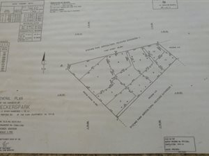 1360 m² Land available in Stefanopark