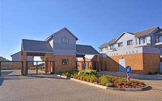 1 Bedroom Apartment in Blue Hills