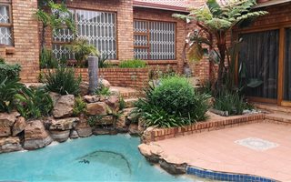 3 Bedroom House in Meyersdal