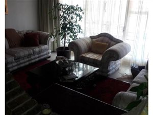 4 Bedroom House in Ridgeway