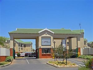 2 Bed Townhouse in Midridge Park