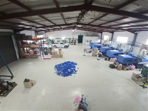 1540 m² Commercial space in Queensmead Industrial
