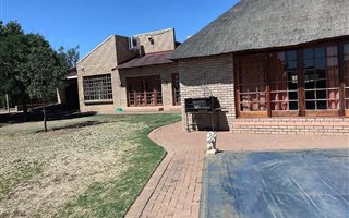 2.7 ha Smallholding in Lakeview