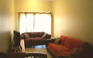 2 Bedroom Apartment in Kensington