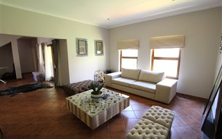 3 Bedroom Duplex in Boardwalk