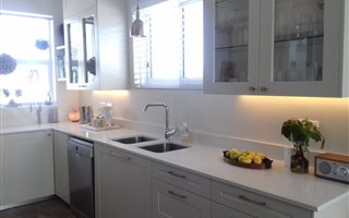 1 Bedroom Apartment in Claremont Upper