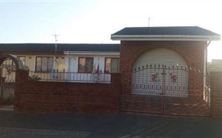 3 Bedroom Duplex in Palmview