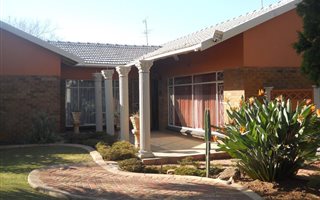 4 Bedroom House in Dalpark Proper