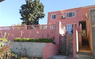 3 Bedroom Duplex in Redfern