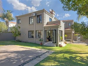 4 Bed House in Lonehill
