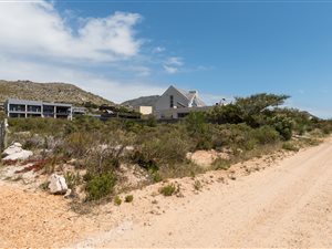 600 m² Land available in Pringle Bay