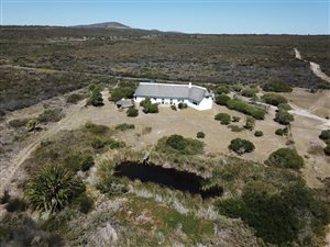 733 ha Farm in Malmesbury