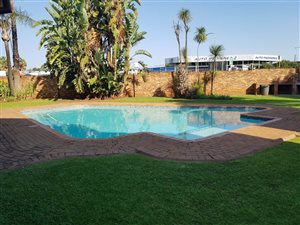 2 Bed Townhouse in Hennopspark