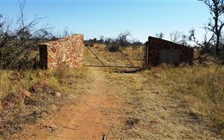 21.8 ha Farm in Onderstepoort