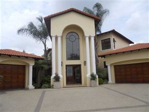 4 Bed House in Dainfern Golf Estate