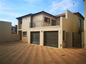 3 Bed Townhouse in Raslouw