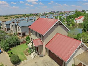 3 Bed House in Candlewoods Estate