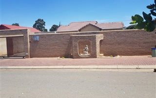 2 Bedroom House in Ormonde