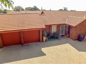 3 Bed Townhouse in Birchleigh North
