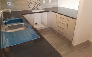 2 Bedroom Townhouse in Oakdene