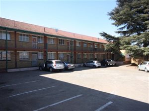 2 Bed Flat in Vanderbijlpark CW2