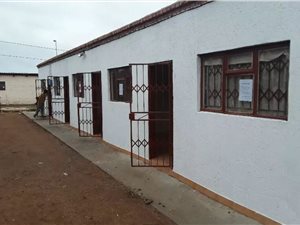 6 Bed Cluster in Soshanguve